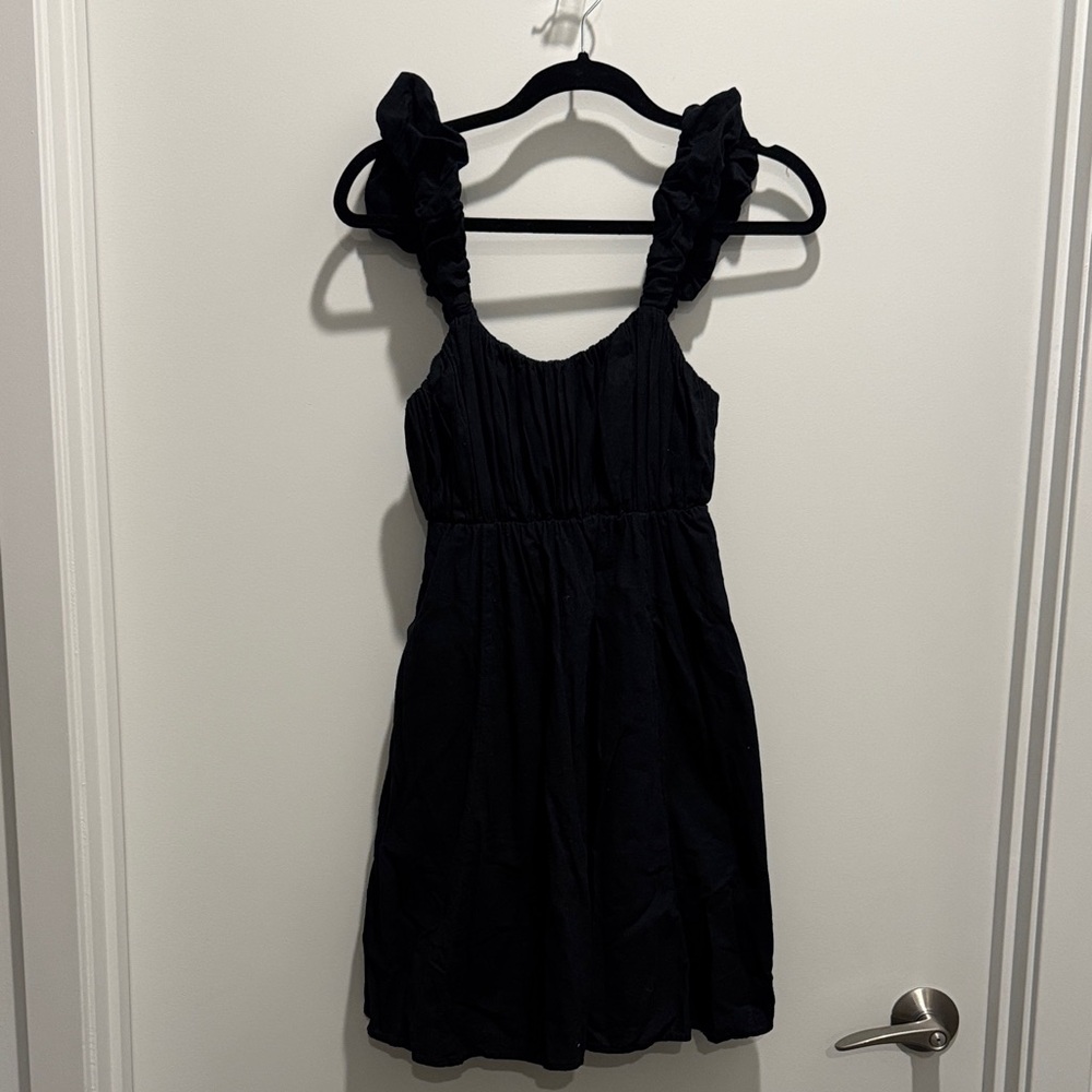 Abercrombie & Fitch Black Dress with Ruffled Straps